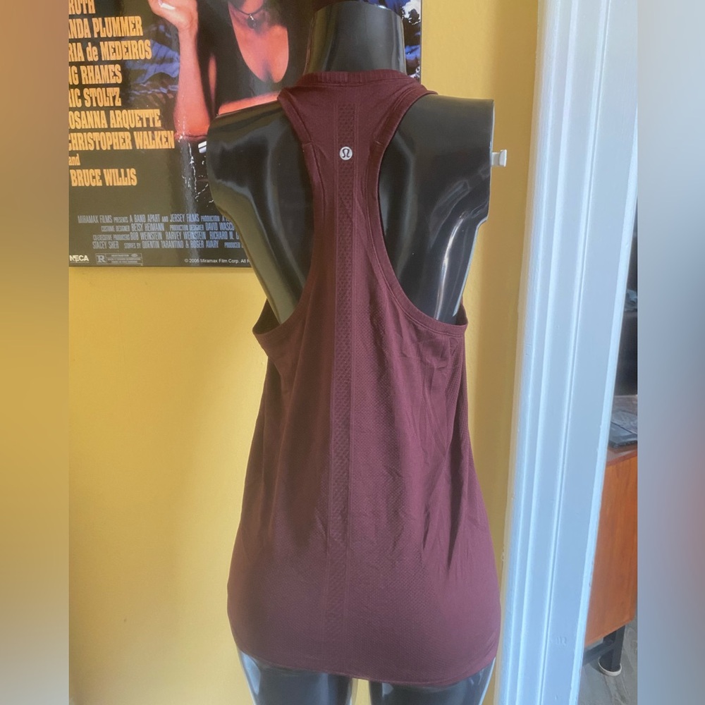 Lululemon Fitted Ribbed Maroon Tank Top - Picture 2 of 3